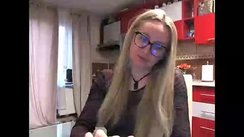 Melly online show from 10, 2, 2026