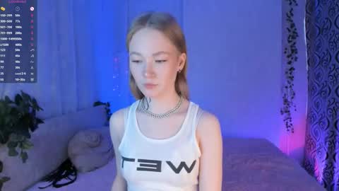 Snapshot of melodievejar chatting on 25, 2, 2026 melodievejar online show from 25, 2, 2026