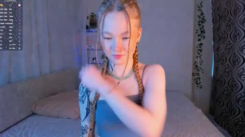 Snapshot of melodievejar chatting on 24, 3, 2026 melodievejar online show from 24, 3, 2026
