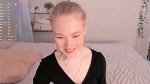 Snapshot of melodievejar chatting on 6, 5, 2026 melodievejar online show from 6, 5, 2026