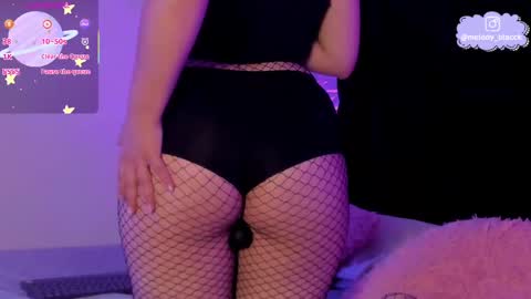 Snapshot of melody_black_ chatting on 18, 11, 2025 Melody online show from 18, 11, 2025