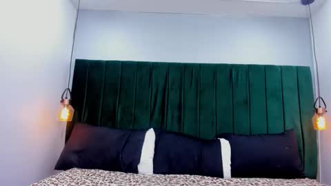 melody_kener online show from 7, 11, 2025