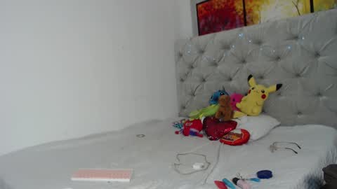 melody phillips online show from 23, 12, 2024