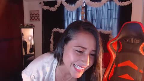 Snapshot of melody_sofia1 chatting on 7, 10, 2025 Melody online show from 7, 10, 2025