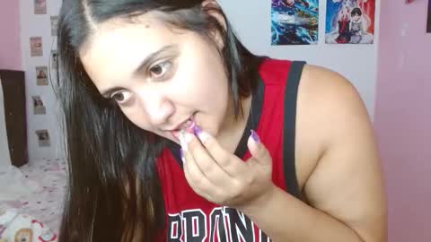 Snapshot of melody_tarly chatting on 18, 10, 2025 melody_tarly online show from 18, 10, 2025