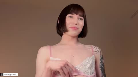 Snapshot of melodyxlove chatting on 2, 12, 2025 Melody 3 - online show from 2, 12, 2025