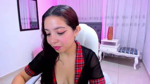 melodyy_fox_ online show from 2, 4, 2026