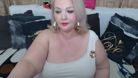 melyssamilfxxx online show from 17, 4, 2026