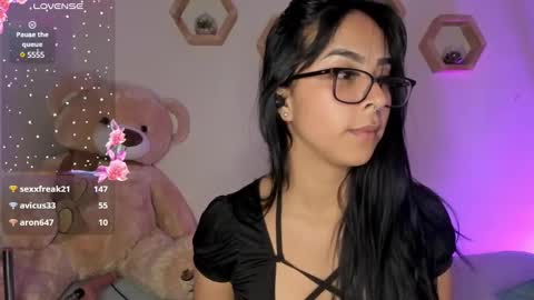 Snapshot of mencia_sharmaa chatting on 5, 2, 2025 Menca of your love online show from 5, 2, 2025