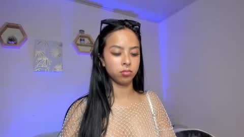 Snapshot of mencia_sharmaa chatting on 11, 9, 2025 Menca of your love online show from 11, 9, 2025