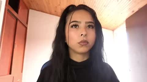 Snapshot of mencia_sharmaa chatting on 26, 11, 2025 Menca of your love online show from 26, 11, 2025