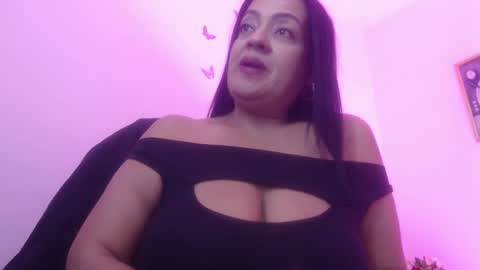 Snapshot of menfismuller1 chatting on 28, 2, 2025 menfismuller online show from 28, 2, 2025