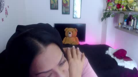 Snapshot of menfismuller1 chatting on 17, 10, 2025 menfismuller online show from 17, 10, 2025