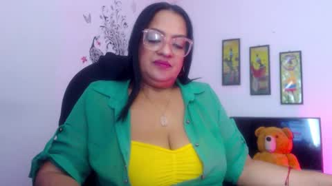 Snapshot of menfismuller1 chatting on 20, 10, 2025 menfismuller online show from 20, 10, 2025