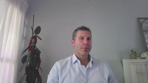 menotista online show from 17, 12, 2025