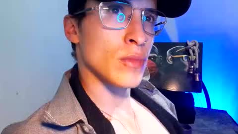 Snapshot of menyy666 chatting on 26, 11, 2025 Giorggio Fragacci online show from 26, 11, 2025