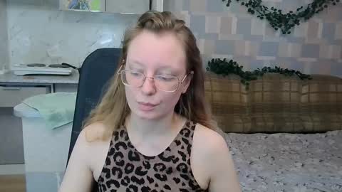 meowcr online show from 26, 10, 2025