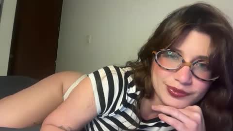 Snapshot of meowkillah chatting on 22, 12, 2025 MEOW KILLAH online show from 22, 12, 2025