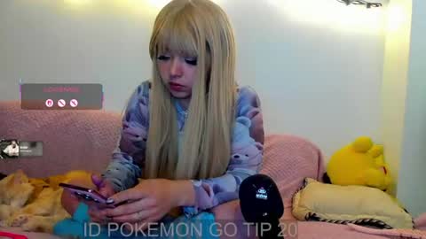 Snapshot of meowmelf chatting on 4, 8, 2026 meowmelf online show from 4, 8, 2026