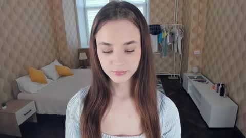 Julie online show from 7, 10, 2025