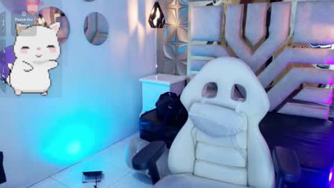    online show from 11, 9, 2025