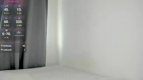 mercedescutee online show from 19, 12, 2025