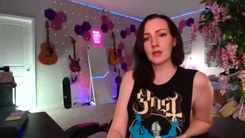 Snapshot of meredithbae chatting on 19, 3, 2026 Meredith Bae online show from 19, 3, 2026