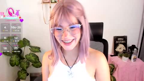 Snapshot of meridaxbrave_ chatting on 16, 11, 2025 laura 3 i am independent model online show from 16, 11, 2025