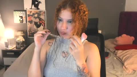Snapshot of meridaxbrave_ chatting on 13, 5, 2026 laura 3 i am independent model online show from 13, 5, 2026
