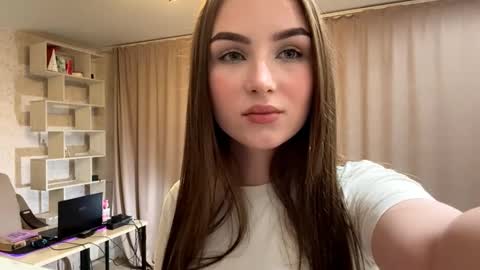 Rina online show from 6, 10, 2025