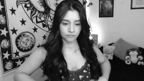 Snapshot of merilynwhithe_ chatting on 28, 10, 2025 Merilyn online show from 28, 10, 2025