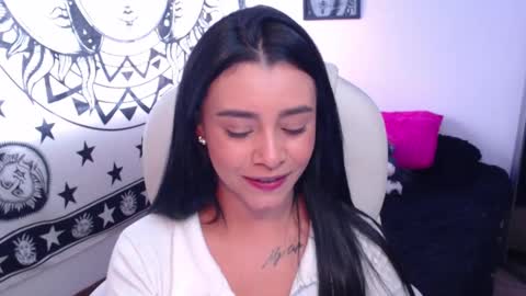 Snapshot of merilynwhithe_ chatting on 31, 10, 2025 Merilyn online show from 31, 10, 2025