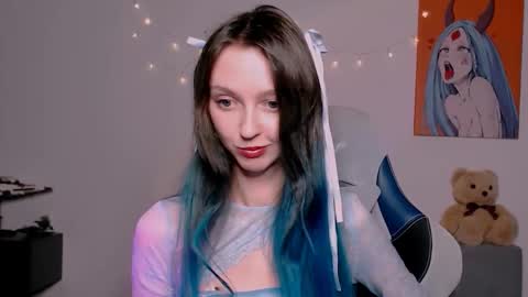 mermaidvibestides online show from 13, 2, 2026