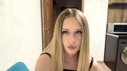 Stefani online show from 6, 7, 2026