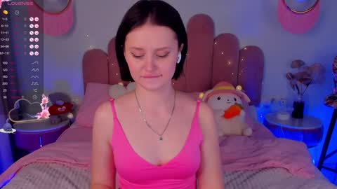 Snapshot of merylew chatting on 1, 2, 2025 Anna online show from 1, 2, 2025