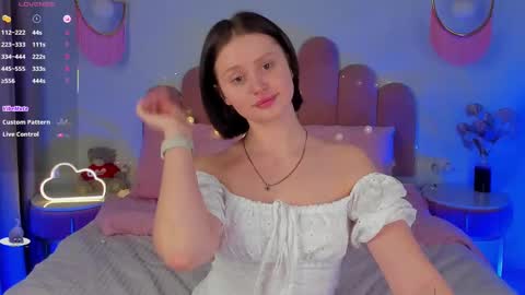 Snapshot of merylew chatting on 25, 2, 2025 Anna online show from 25, 2, 2025