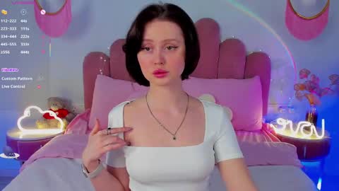 Snapshot of merylew chatting on 7, 3, 2025 Anna online show from 7, 3, 2025