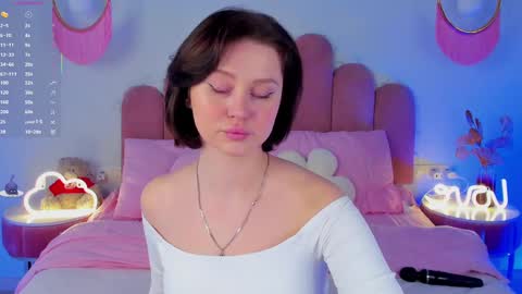 Snapshot of merylew chatting on 11, 3, 2025 Anna online show from 11, 3, 2025