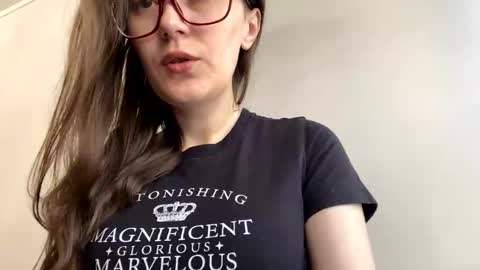 Snapshot of mesmerizing_hypn0_goddess chatting on 9, 10, 2025 Jessica online show from 9, 10, 2025