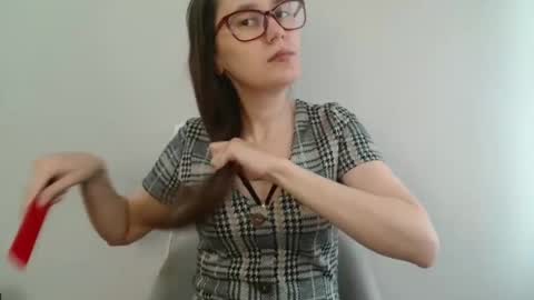 Snapshot of mesmerizing_hypn0_goddess chatting on 15, 10, 2025 Jessica online show from 15, 10, 2025