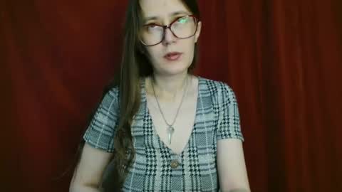 Snapshot of mesmerizing_hypn0_goddess chatting on 25, 10, 2025 Jessica online show from 25, 10, 2025