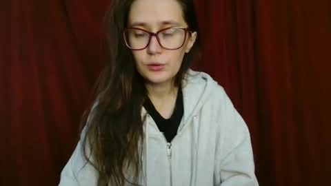 Snapshot of mesmerizing_hypn0_goddess chatting on 5, 11, 2025 Jessica online show from 5, 11, 2025