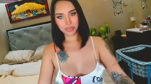 Snapshot of mesmerizingfuckdoll chatting on 20, 10, 2025 mistress jasmine online show from 20, 10, 2025