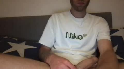 Snapshot of messageme11 chatting on 8, 8, 2026 messageme11 online show from 8, 8, 2026
