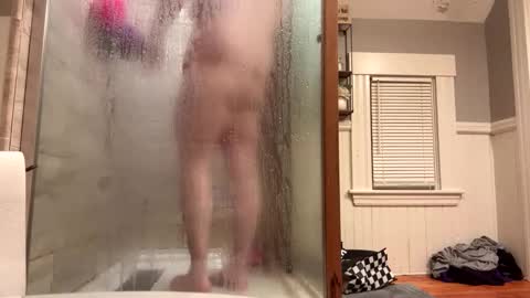 metalmisfit420670636 online show from 16, 4, 2026