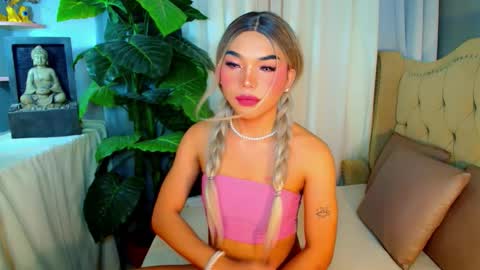 Snapshot of metawinathan chatting on 6, 10, 2025 myka online show from 6, 10, 2025