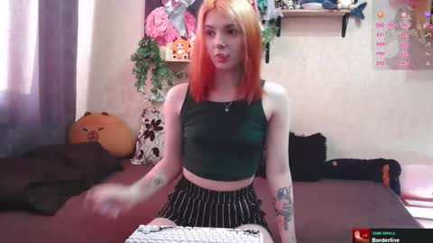 Snapshot of mevis_li chatting on 8, 11, 2025 Mavis online show from 8, 11, 2025