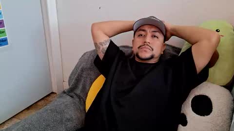 Snapshot of mexidaddycan chatting on 15, 12, 2025 mexidaddycan online show from 15, 12, 2025