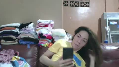 Snapshot of mfccalax33 chatting on 2, 12, 2024 i e h c i R online show from 2, 12, 2024