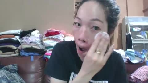 Snapshot of mfccalax33 chatting on 5, 12, 2024 i e h c i R online show from 5, 12, 2024